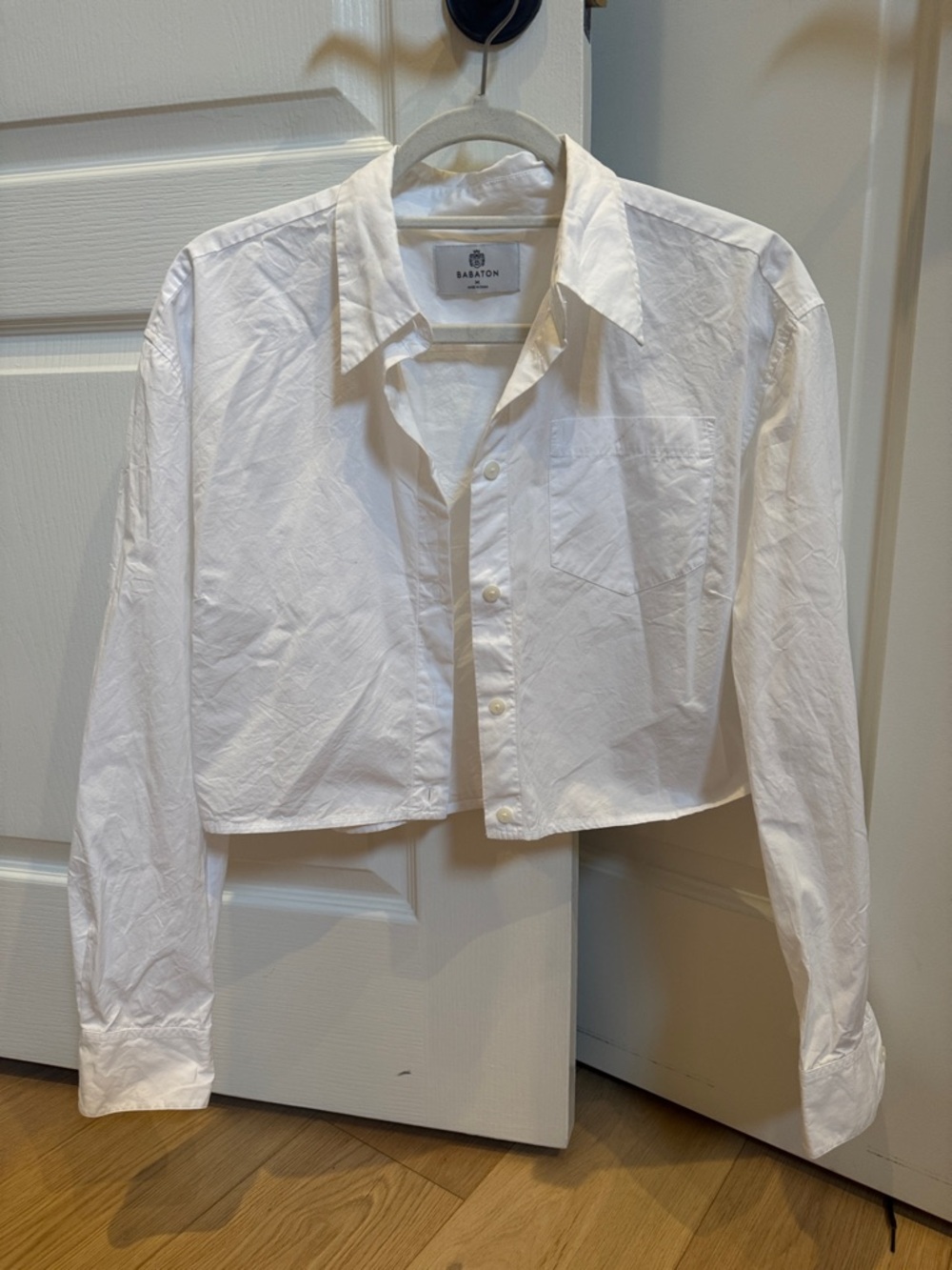 Babaton White Cropped Button-Down Shirt